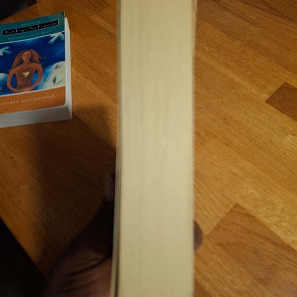 Two Meditation Books For Women EUC - Picture 10 of 11